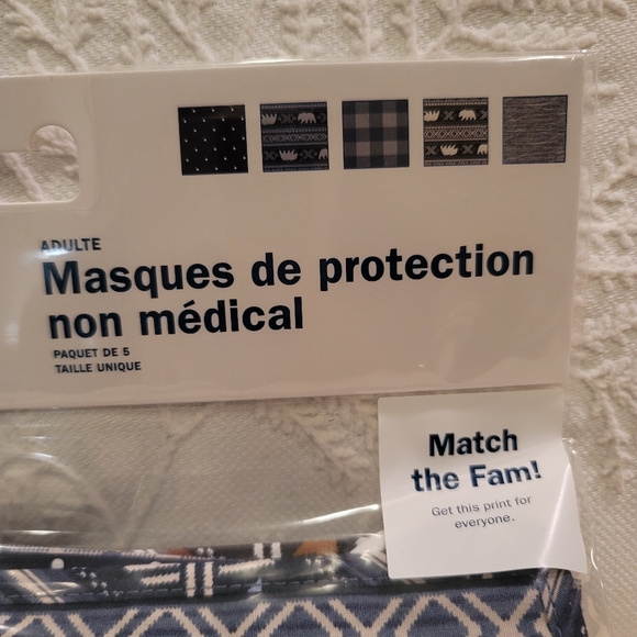 Old Navy Adult Masks - Picture 3 of 4